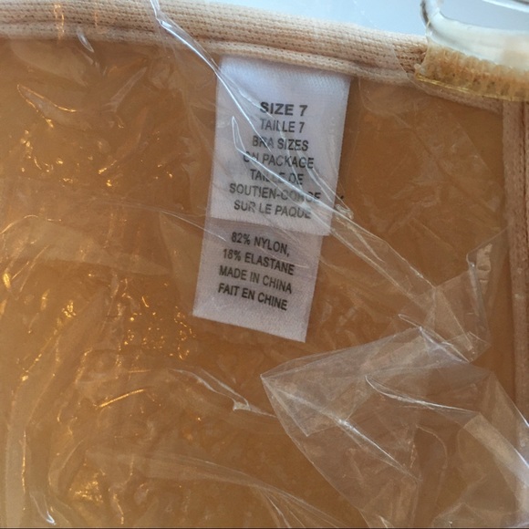 Adhesive lite backless and strapless bra in 38D - Picture 10 of 10